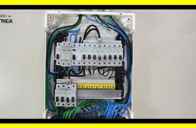 Quadro de distribuição, quantos por andar?
