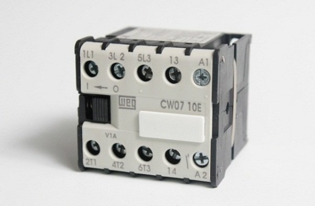 Como ligar contator acionado pelo Timer