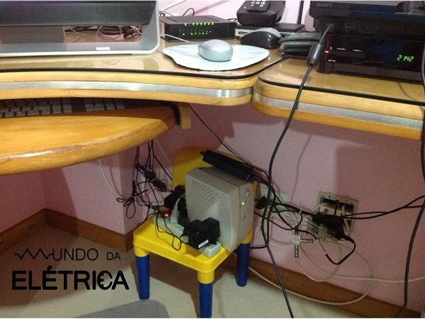 Filtro de linha para energia elétrica
